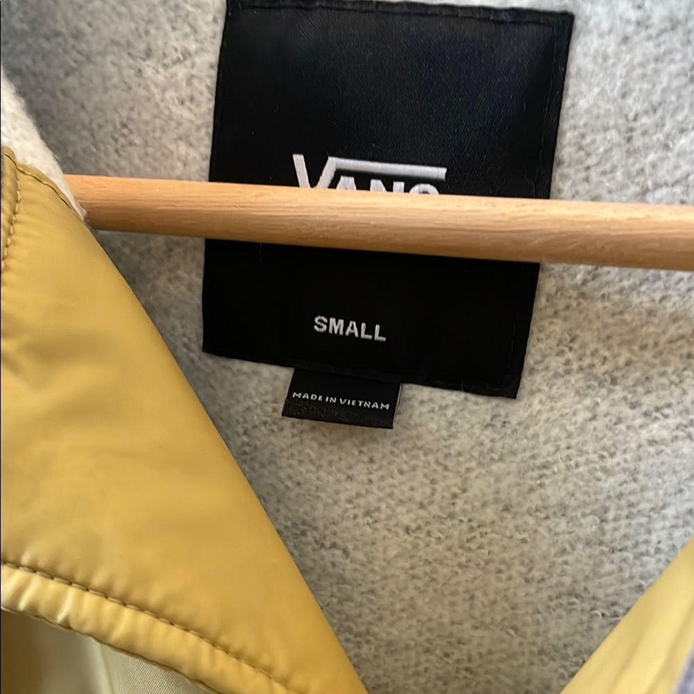 Vans Tan Windbreaker with Gray Hood - Picture 4 of 8